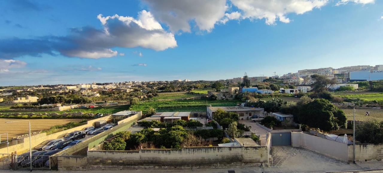 Qormi Blu-M Central מראה חיצוני תמונה